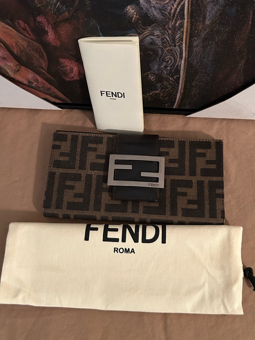 FENDI Authentic EUC Wallet and Dust Bag - Picture 7 of 8